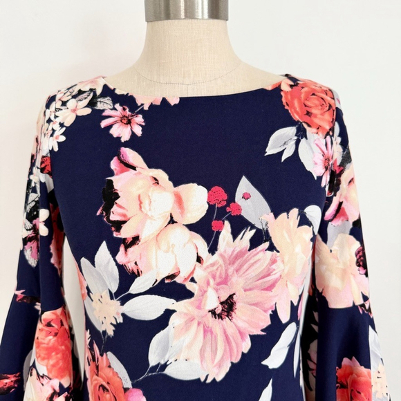 Eliza J Navy Blue Floral Bell Sleeve Mini Dress Size 2 Fit & Flare Party - Picture 3 of 15
